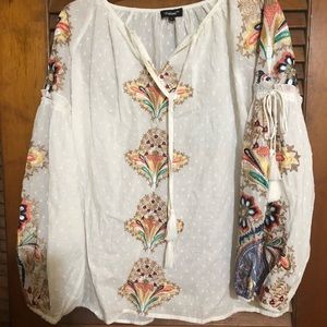Cute boho embroidered top